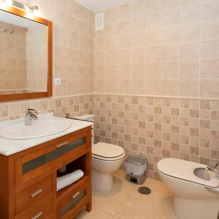 Aquamaris, 2 Dormitorios, By Bookindenia Apartment